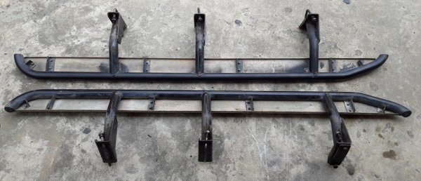 ขายบันไดข้างRock country ใส่รถฟอร์ด เรนเจอร์ 8-12ช่อง 4ประตู ราคา 3,500บาท