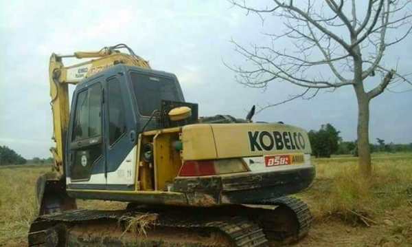 ขายรถแบคโค SK120-3 มาร์คที ช่วงล่างดี บูมอาร์มดี โซ่ดี เอกสารใบอินวอร์ย สนใจโทร 090-8588220คุณนะ 093-3258446คุณบิว หรือเข้าดูสินค้าอื่นๆได้ที่ www.truck.in.th/498 หรือเพจFacebook ณรงค์ ซื้อขายรถมือสอง (เว็บไซต์ส่วนตัว) หรือFacebook คุณนะ รถบรรทุก