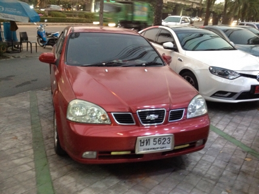 ขายถูกกกกกกจ้า CHEVPROLET OPTRA 2004สีแดง เกียร์ธรรมดา ยางใหม่4เส้น พร้อมประกันภัยชั้น1หมดเดือนตุลาคมคะ  รถสภาพพร้อมใช้งาน