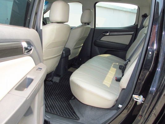 CHEVROLET COROLADO 2.8 LTZ 4WD ปี 2013 CHEVROLET COROLADO 2.8 LTZ 4WD ปี 2013