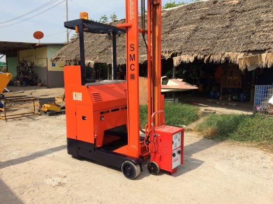 รถยกไฟฟ้าtoyotaเสาสูง5เมตร1.5ตัน รถยกไฟฟ้าtoyotaเสาสูง5เมตร1.5ตัน