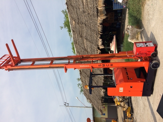 รถยกไฟฟ้าtoyotaเสาสูง5เมตร1.5ตัน