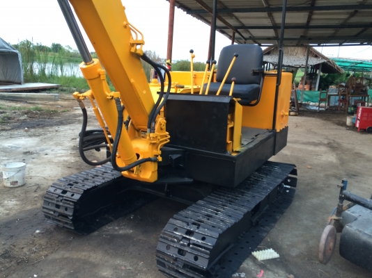 รถแบคโฮkomatsu pc40-1 เก่าญี่ปุ่น รถแบคโฮkomatsu pc40-1 เก่าญี่ปุ่น