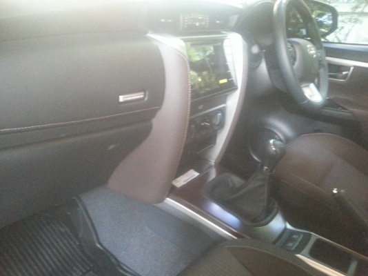 ขายรถใหม่ป้ายแดง ขายรถใหม่ป้ายแดง