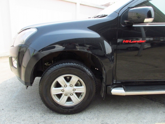 ISUZU DMAX HILANDER 2.5 Z ปี 2015 สภาพป้ายแดง