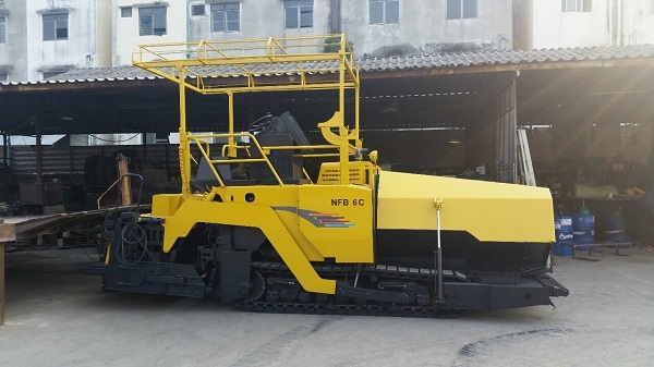 รถปูยาง Nigata NFB6C ปูได้ 4 เมตร ตีนแทรก รถเก่านอก นำเข้าจากญี่ปุ่น พร้อมใช้งาน