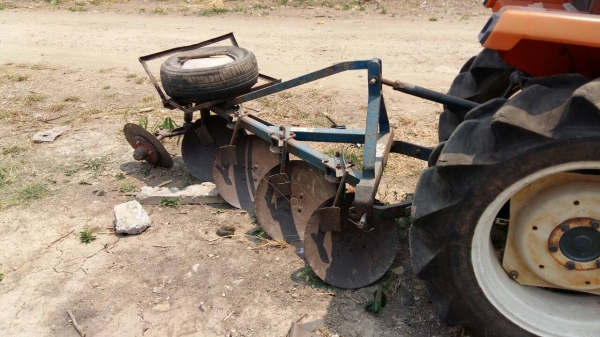 ขายคับ5800 ผาน4 สำหรับรถไถเล็ก