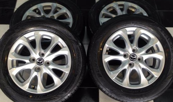 ขายล้อแม็ก New MAZDA 2 ขอบ 15 พร้อมยาง 185 65 15 ป้ายแดงใหม่ ปี 16