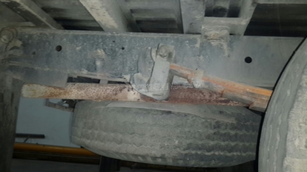 รถบรรทุก 4 ล้อ ISUZU รุ่น TLD24 ขนาด 85 แรงม้า