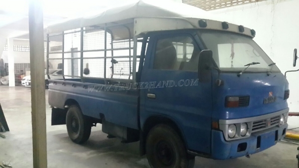 รถบรรทุก 4 ล้อ ISUZU รุ่น TLD24 ขนาด 85 แรงม้า