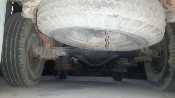 รถบรรทุก 4 ล้อ ISUZU รุ่น TLD24 ขนาด 85 แรงม้า