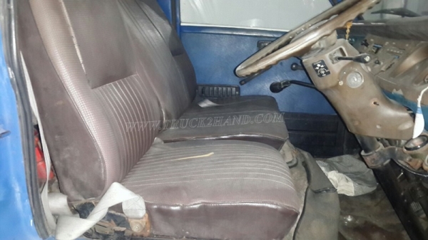 รถบรรทุก 4 ล้อ ISUZU รุ่น TLD24 ขนาด 85 แรงม้า