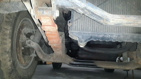 รถบรรทุก 4 ล้อ ISUZU รุ่น TLD24 ขนาด 85 แรงม้า