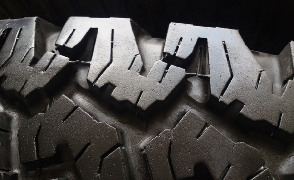 ยาง BF 35 นิ้ว ขอบ 16 ขายถูก