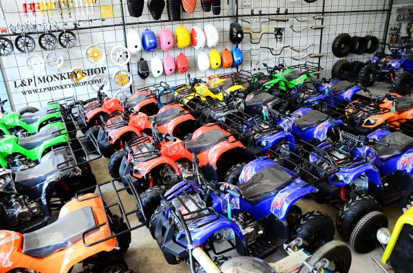 ราคาถูก 23000 บาท แต่มีสิ่งพิเศษมากมา ATV MINI รุ่นใหม่ล่าสุด 110cc มีสวิทไฟบอกเกียร์ สุดพิเศษ โปรโมชั่นนี้พิเศษจริงๆ กับ ปี2559