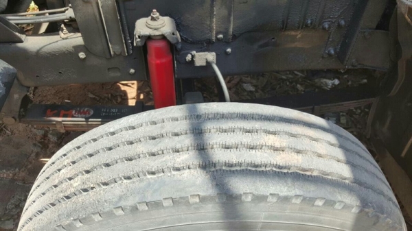 รถบรรทุก 6 ล้อ HINO FC ปีจดทะเบียน 2537  120 แรงม้า