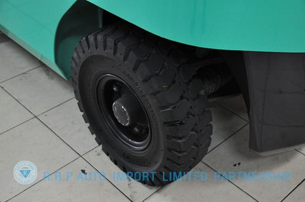 ขายรถโฟล์คลิฟท์มือสอง MITSUBISHI  รุ่น KFD25T  ราคา 375,000 บาท นำเข้าจากประเทศญี่ปุ่น 100\% ไม่เคยใช้งานในประเทศไทย