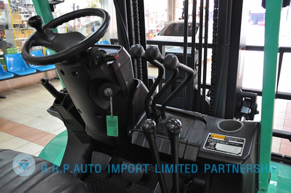 ขายรถโฟล์คลิฟท์มือสอง MITSUBISHI  รุ่น KFD25T  ราคา 375,000 บาท นำเข้าจากประเทศญี่ปุ่น 100\% ไม่เคยใช้งานในประเทศไทย