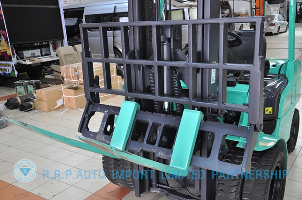 ขายรถโฟล์คลิฟท์มือสอง MITSUBISHI  รุ่น KFD25T  ราคา 375,000 บาท นำเข้าจากประเทศญี่ปุ่น 100\% ไม่เคยใช้งานในประเทศไทย