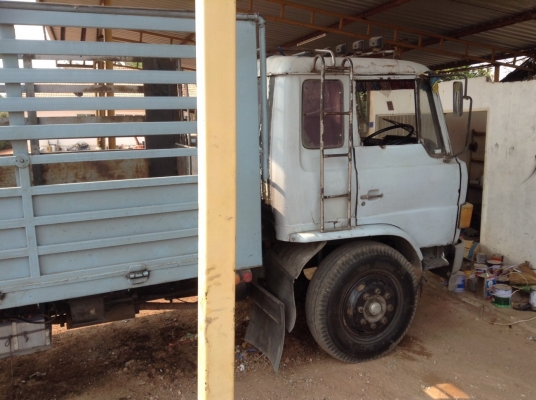 ขายรถบรรทุก HINO. KL.  เครื่องEH 700. เกียร์ HO 7C