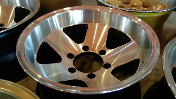 ล้อแม๊กเรโทรออฟลึกราคาถูก ล้อแม๊กเรโทรออฟลึกราคาถูก