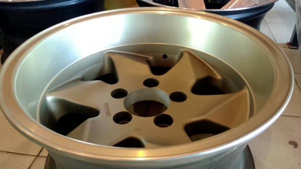 ล้อแม๊กเรโทรออฟลึกราคาถูก ล้อแม๊กเรโทรออฟลึกราคาถูก