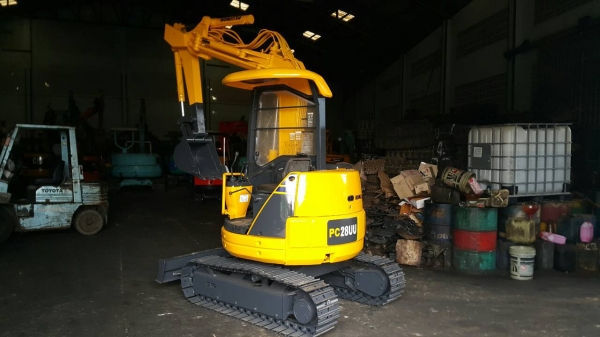 ขาย รถขุด KOMATSU รุ่น PC28UU-2E- มือสองญี่ปุ่น แทรกเหล็ก สลักแน่น ทั้งคัน สวยพร้อมใช้งาน ทำงานไว คล่องตัว มือถือ/LINE ID : 0818753444