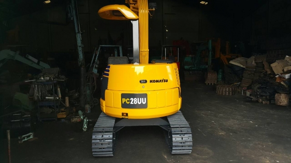 ขาย รถขุด KOMATSU รุ่น PC28UU-2E- มือสองญี่ปุ่น แทรกเหล็ก สลักแน่น ทั้งคัน สวยพร้อมใช้งาน ทำงานไว คล่องตัว มือถือ/LINE ID : 0818753444