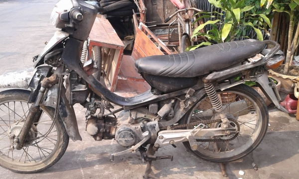 Honda wave 100 ลด 2400.-