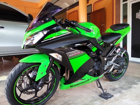 ขาย ninja 250 ปี13 แต่งท่วมแต่งเยอะ ราคาเบาๆ 92500 สนใจสอบถามกันได้
