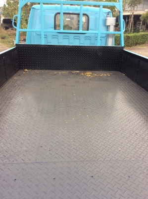 ISUZU NKR (6ล้อ ช่วงสั้น 3.2 ม.) รถห้างแท้ เกียร์สั้น รถเดิมๆ เครื่องดี ครัทซีสวย ขาย 280,000 บาท ศุภากร 081-1903107, 081-4252943