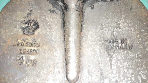 ขายจอบถากหูกลมตรามือถือค้อนมงกุฎขนาด3 1/2Made in Germany.