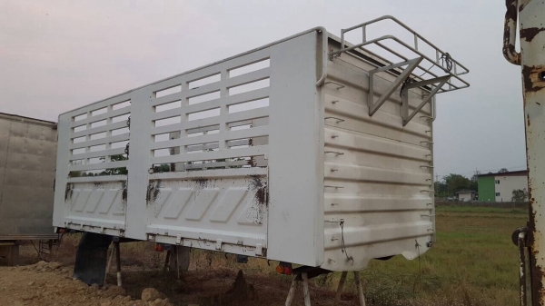 ขาย กระบะล่องสามมิตรไม่ดั้ม