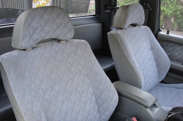 ขาย TOYOTA กระบะแค๊ป 2.8 ดีเซลตัวTOP เพาเวอร์ ซทร.ไฟฟ้า มือแรกไม่เคยทำสีเลย