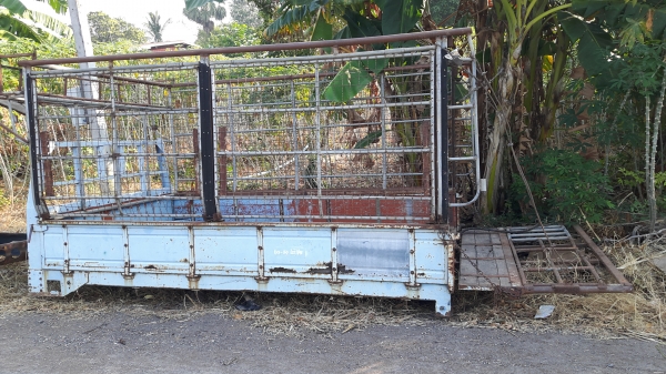 กะบะ4ล้อกลาง มีคอก ยกใส่พร้อมใช้คับ