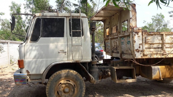 Hino FE 17-3  ห้างเดิมๆ พวงมาลัย  power  เบรคลมดูด  แอร์เย็นฉ่ำ พร้อมใช้  ทะเบียน ขาด 2 ปี พร้อมโอน  เครื่อง 168 แรง