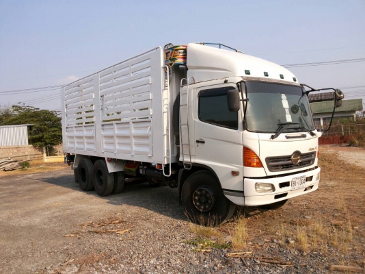 +++มาอีกแล้ว เมก้าปี51สวยจัด  วิ่งน้อย. สภาพดียางดี90เปอรเชนสนใจโทรเลย 084-3686424