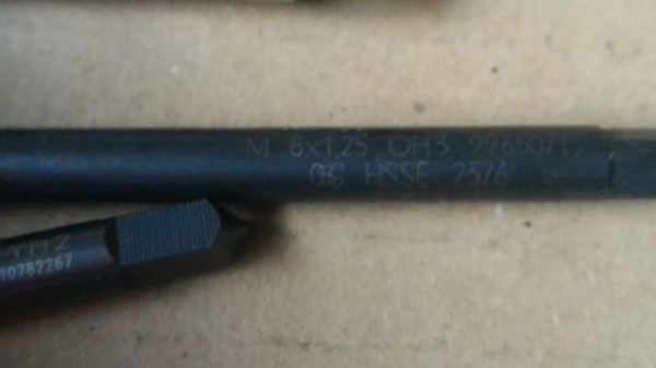 จัดเป็นชุด ดอกต๊าปเกลียวแบบ มิล  จากญี่ปุ่นอย่างดี 4 ดอก มี M 6 * 1 , M 8 * 1.25  , M 10 * 1.5 , M 12 * 1.75