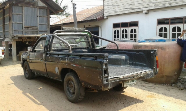 ขาย รถกระบะตอนเดียว NISSAN BIG M ปี 1994/2537 เครื่องดีไม่มีไอ แอร์ พาวเวอร์ ทะเบียนพร้อมโอน