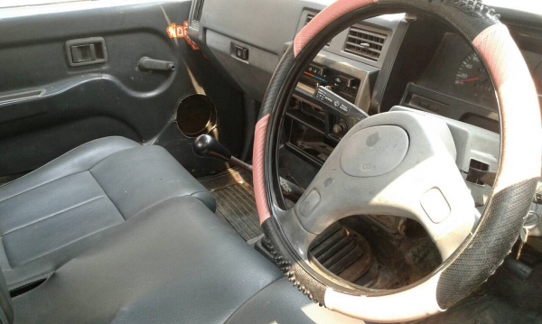 ขาย รถกระบะตอนเดียว NISSAN BIG M ปี 1994/2537 เครื่องดีไม่มีไอ แอร์ พาวเวอร์ ทะเบียนพร้อมโอน