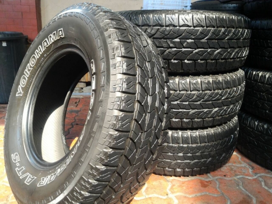 ขายยาง  Yokohama  265 x 70 x 16 AT  ปี 13