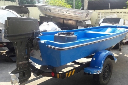 ขาย เรือไฟเบอร์3ลอนหล่อใหม่พร้อมเครื่องtohatsu 25 แรงพร้อมถังขนาดเรือ13 ฟุตกว้าง150 ซม สูง 40 ซม ราคา 48,500