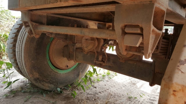 ขาย ลูกพ่วงดั้ม 2 เพลา ยาว 6.20 เมตร อู่ไทยเทรลเลอร์ แผงข้างมิเนียม ทะเบียนพร้อมโอนครับ