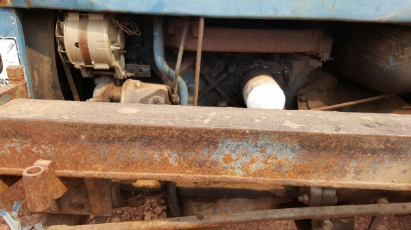 ขาย รถไถ FORD 6600 เสื้อลาย ติดคีบกลกิจขาคู่ แผ่นคลัชหมดต้องเปลี่ยนใหม่ เอกสารเล่มทะเบียน ราคาต่อรองได้ครับ