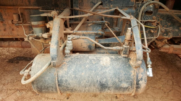 ขาย 10 ล้อดั้ม 2 เพลา HINO KT725 เครื่อง HO7C 180 แรงม้า เกียร์ HO เบรคทิฟฟี่ พาวเวอร์ สโลว์กลาง ทะเบียนพร้อมโอนครับ