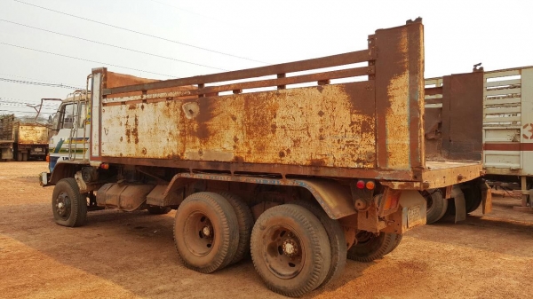 ขาย 10 ล้อดั้ม 2 เพลา HINO KT725 เครื่อง HO7C 180 แรงม้า เกียร์ HO เบรคทิฟฟี่ พาวเวอร์ สโลว์กลาง ทะเบียนพร้อมโอนครับ