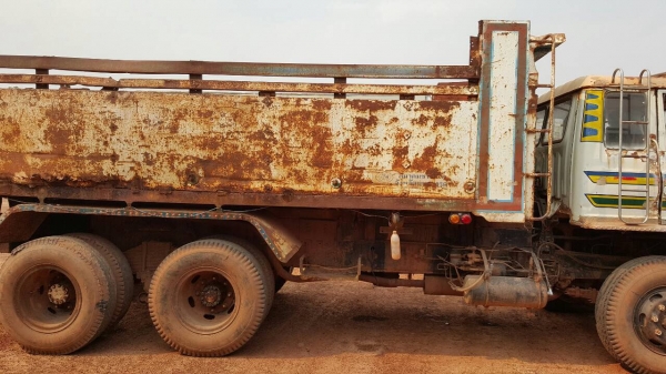 ขาย 10 ล้อดั้ม 2 เพลา HINO KT725 เครื่อง HO7C 180 แรงม้า เกียร์ HO เบรคทิฟฟี่ พาวเวอร์ สโลว์กลาง ทะเบียนพร้อมโอนครับ