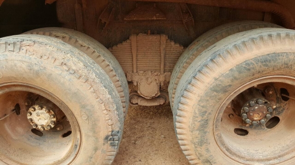 ขาย 10 ล้อดั้ม 2 เพลา HINO KT725 เครื่อง HO7C 180 แรงม้า เกียร์ HO เบรคทิฟฟี่ พาวเวอร์ สโลว์กลาง ทะเบียนพร้อมโอนครับ