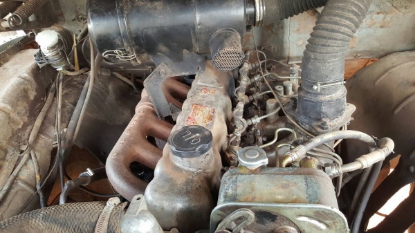 ขาย 10 ล้อ หัวยาว 2 เพลา ช่วงล่างใหญ่จัมโบ้ เครื่อง HO6C 180 แรงม้า เกียร์ HO สโลว์อินเตอร์ พวงมาลัยพาวเวอร์ ทะเบียนพร้อมโอน