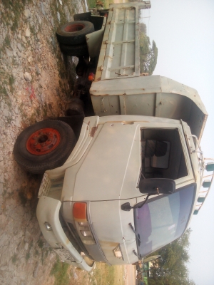 ดั้ม5คิว้เครื่อง185